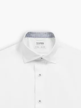 Max Cool White Elephant Trim Twill Slim Fit Single Cuff Concealed Button Down Collar Shirt