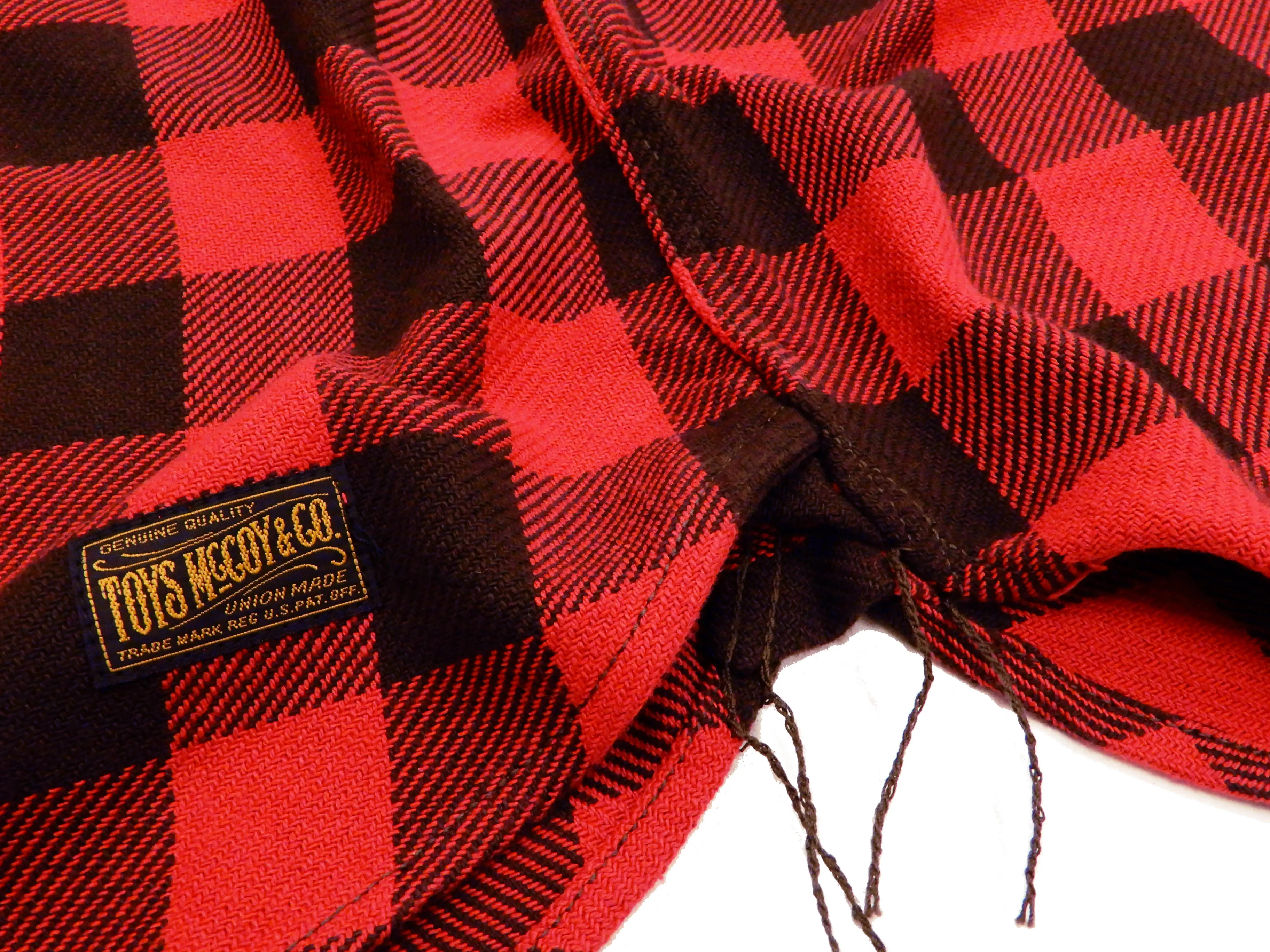 TOYS McCOY Men's Buffalo Check Plaid Shirt Patched Long Sleeve Button Up Shirt TMS1809 Red/Black